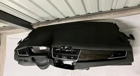 BMW 2 F45 Dashboard