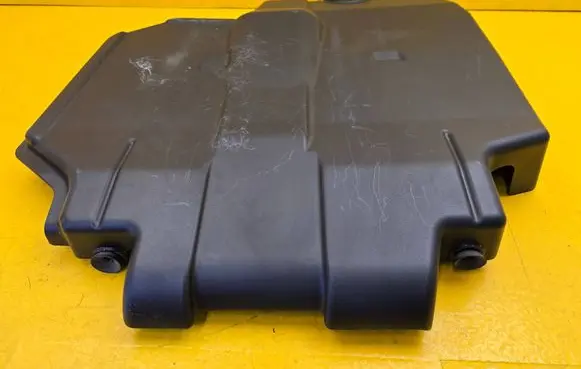 Mercedes-Benz Vito Viano W447 Engine cover (trim) A6510102667