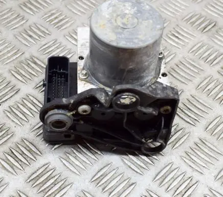 Audi A1 ABS Pump 2Q0614517AP 2Q0614517N