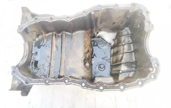 Oil sump