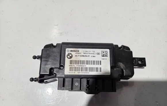 BMW 3 F30 F35 F31 Airbag control unit/module 0285011730 9296494