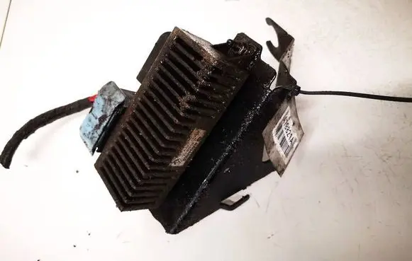 Renault Scenic III - Grand scenic III Glow plug pre-heat relay 8200558438a 8200558438