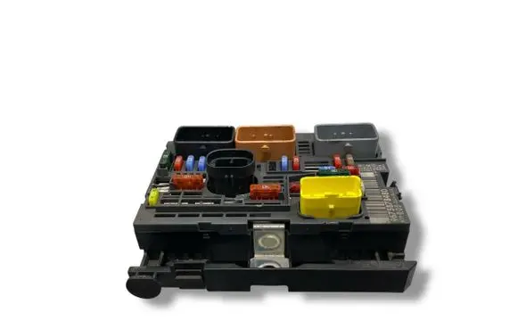 Peugeot 308 BSM Control unit 9675878480