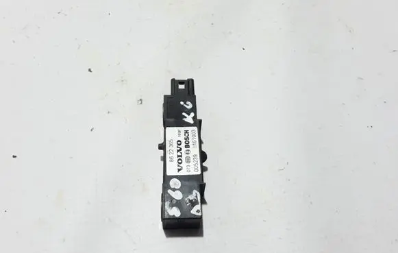 Volvo S60 Airbag deployment crash/impact sensor 8622365