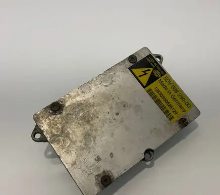 Mercedes-Benz E W211 Headlight ballast module Xenon 5DV00829000 1100VDC85VAC 12530300626129