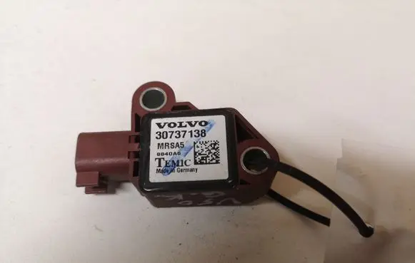 Volvo V50 Airbag deployment crash/impact sensor 30737138 MRSA5 8840A6