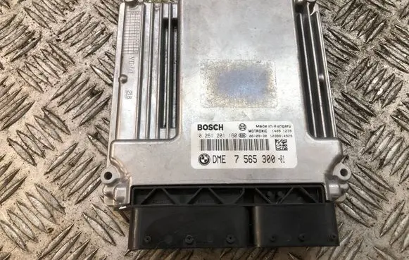 BMW 3 E90 E91 Engine control unit/module ECU 7565300