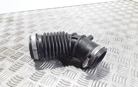 Dacia Dokker Intercooler hose/pipe 165758885R