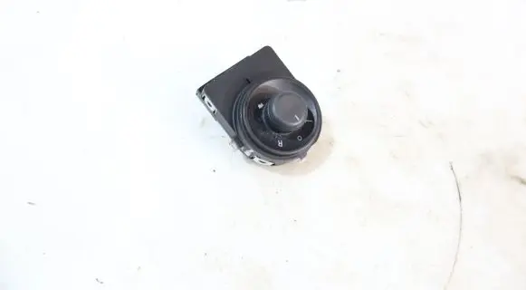 Chevrolet Cruze Wing mirror switch