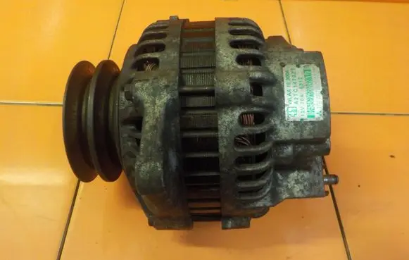 Ford Ranger Generator/alternator WLAA18300A A2TC14792T