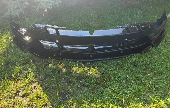 Lamborghini Urus Front bumper lip 4ML807110