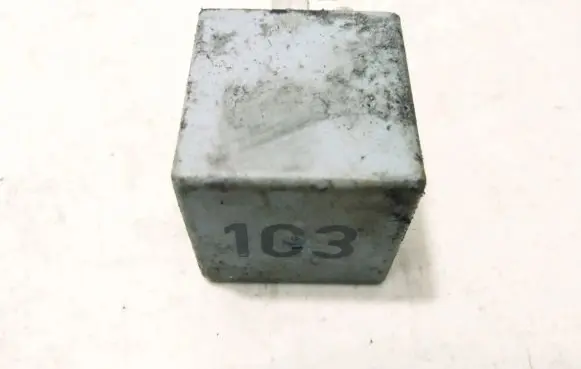 Volkswagen Golf IV Other relay 357911253