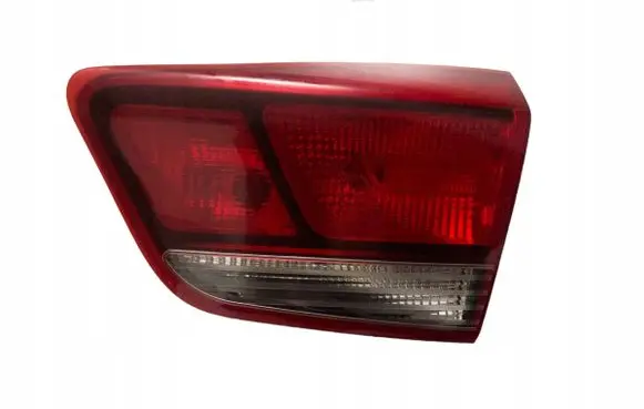 KIA Rio Tailgate rear/tail lights