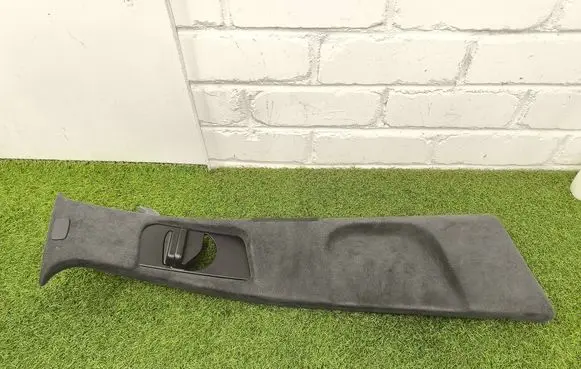 Mercedes-Benz S W221 (B) pillar trim (top) A2216900436