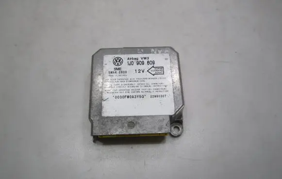 Volkswagen Golf IV Airbag control unit/module 1J0909609 22980307 5WK42800