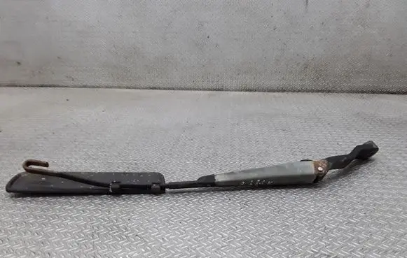 SsangYong Musso Front wiper blade arm