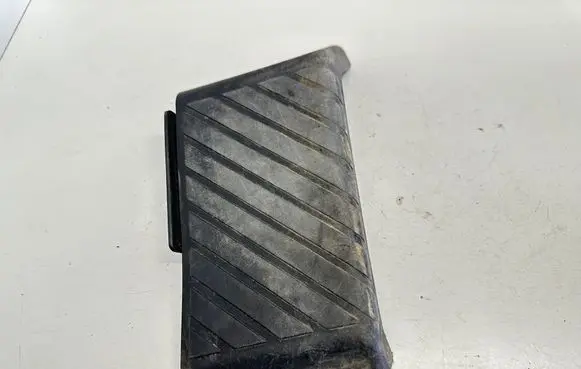 Audi Q7 4L Foot rest pad/dead pedal 4L1864777