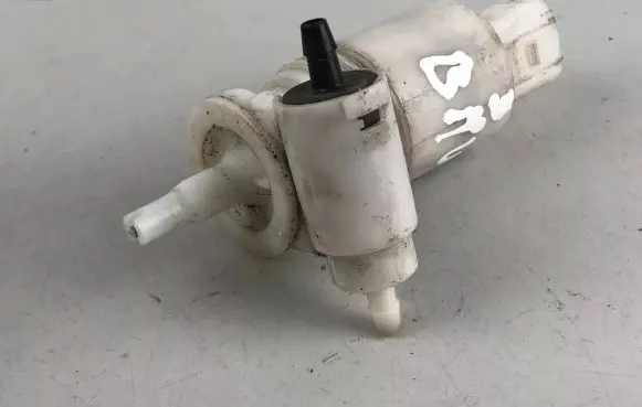 Mini One - Cooper R50 - 53 Windscreen/windshield washer pump 8377429