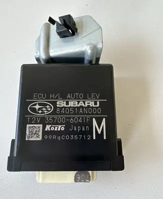 Subaru Legacy VII Light module LCM 84051AN000