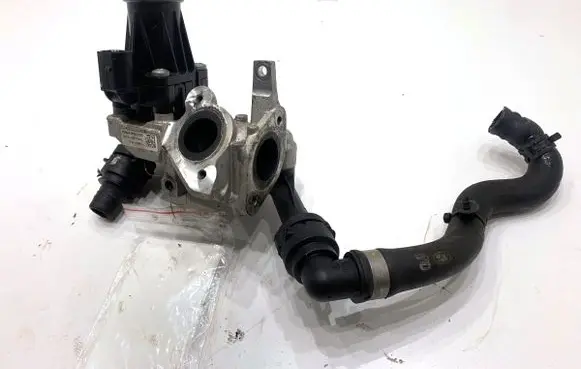 Jaguar XF EGR valve G4D3-9D475-AC