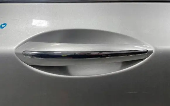 Lincoln MKZ II Rear door handle trim 