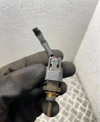Coolant temperature sensor