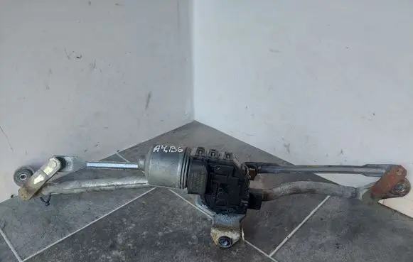 Audi A4 S4 B6 8E 8H Front wiper linkage and motor 8E1955119