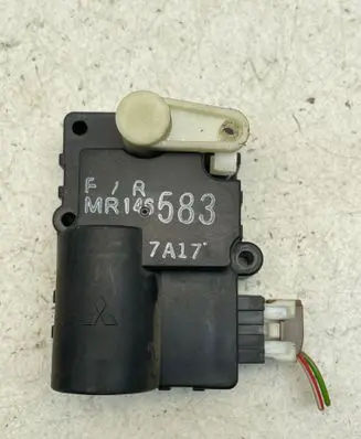 Volvo S40, V40 Air flap motor/actuator MR146583 7A17