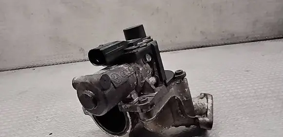 Volkswagen PASSAT B6 EGR valve 03G131501N