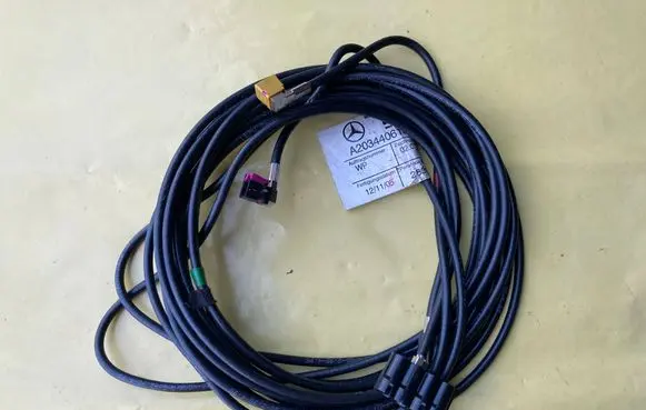 Mercedes-Benz C W203 Interior comfort aerial antenna A2034406105
