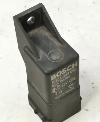 Renault Scenic III - Grand scenic III Glow plug pre-heat relay 8200798585 0281003050