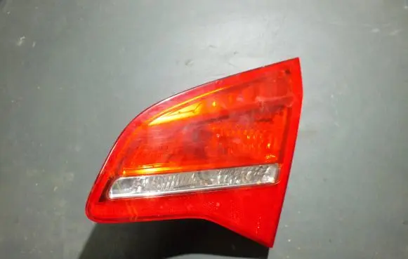 Opel Meriva B Tailgate rear/tail lights 21620201 0284531167