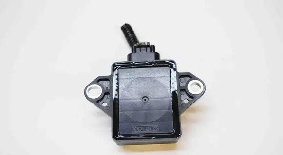 Lexus RX 330 - 350 - 400H Acceleration sensor 8918360020
