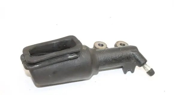 Honda S2000 Clutch slave cylinder 