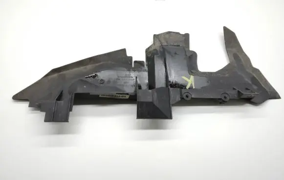 Audi Q7 4L Intercooler air guide/duct channel 4L0121283A