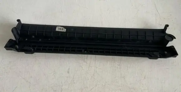 BMW 5 E60 E61 Top upper radiator support slam panel 779284406 778783005