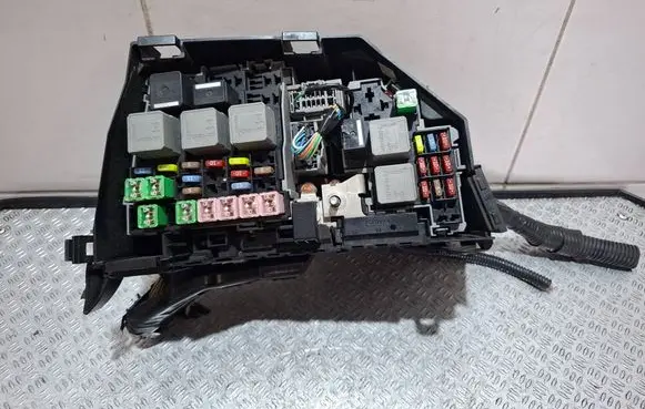 Ford S-MAX Fuse box set