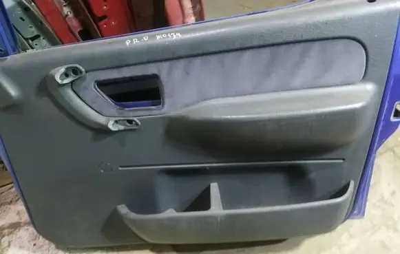 Citroen Berlingo Front door card panel trim