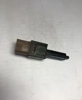 Clutch pedal sensor
