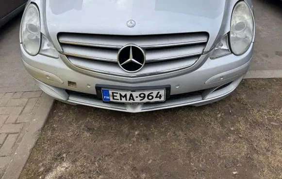 Mercedes-Benz R W251 Front bumper