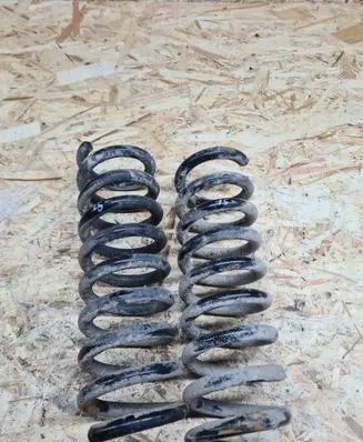 Mercedes-Benz C W203 Rear coil spring 