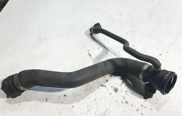 BMW 5 E60 E61 Engine coolant pipe/hose 7525641