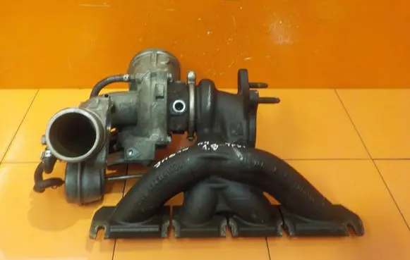 Audi A4 S4 B8 8K Turbo 06H145701L