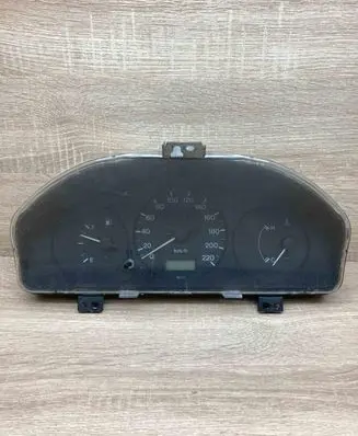 Mazda 323 F Speedometer (instrument cluster) BH4AB 7K21YNS