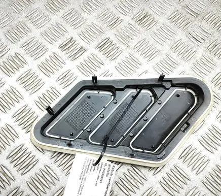 Toyota ProAce City Quarter panel pressure vent 9818353980