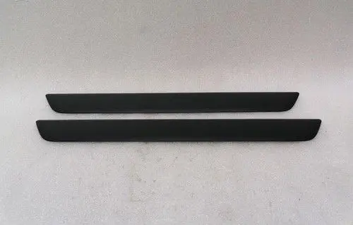 Tesla Model 3 Front door trim (molding) 150476300B
