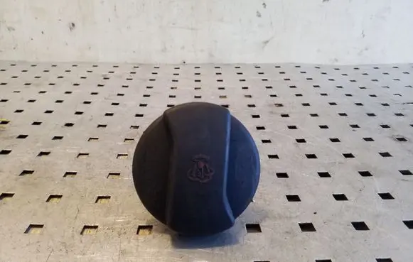 Volkswagen Sharan Coolant expansion tank/reservoir cap 7M0121321