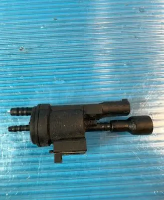 Mercedes-Benz Sprinter W906 Valve vacuum 0025401497