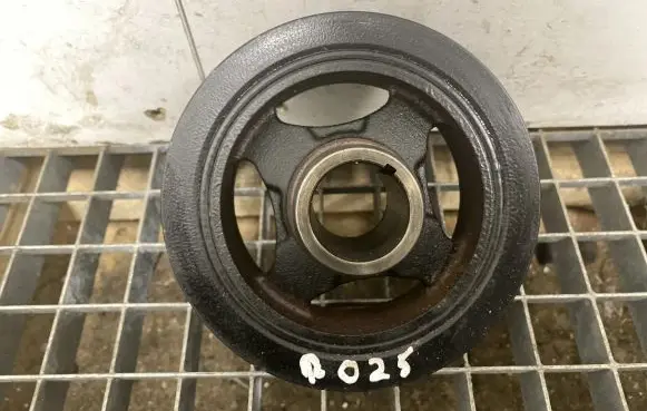 Dodge Challenger Crankshaft pulley
