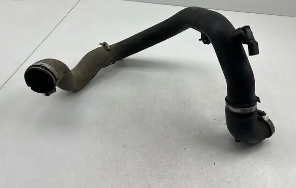 Intercooler hose/pipe